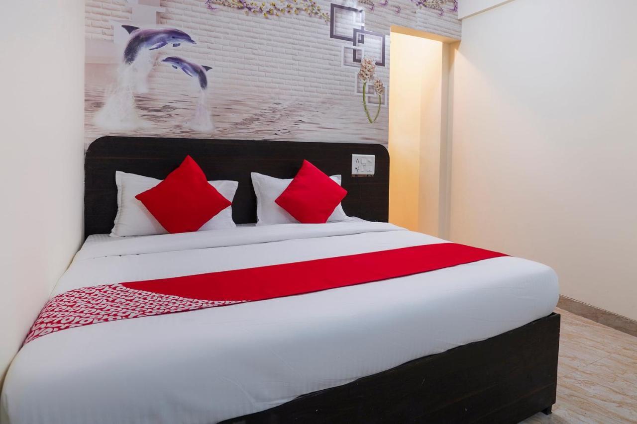 Oyo Flagship 68474 Hotel Viraj プネ エクステリア 写真